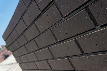 Кирпич облицовочный Black Premium одинарный Красная Гвардия – 7