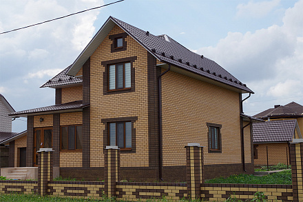 Кирпич облицовочный корица одинарный гладкий М-200 Липецк – 2