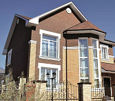 Кирпич облицовочный коричневый полуторный бархат ЖКЗ – 5